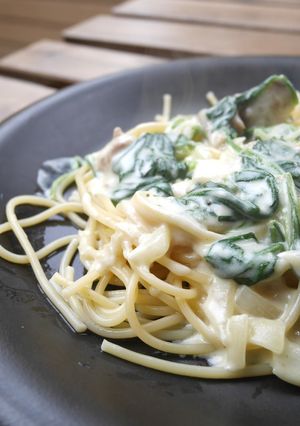 濃厚！ほうれん草とチキンのクリームパスタ-レシピのメイン写真