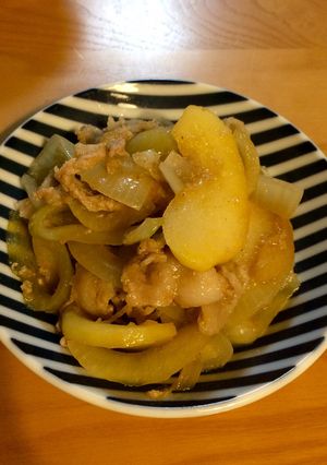 タレにも具にもりんごを使った豚バラ炒め-レシピのメイン写真