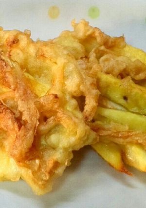 さつま芋、ちくわ、玉ねぎのかき揚げ♪-レシピのメイン写真