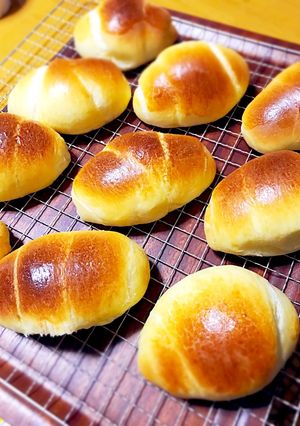 HBで簡単☆豆乳入りバターロールパン-レシピのメイン写真