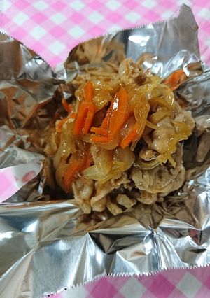 お弁当。豚肉と玉ねぎ甘酢炒め-レシピのメイン写真