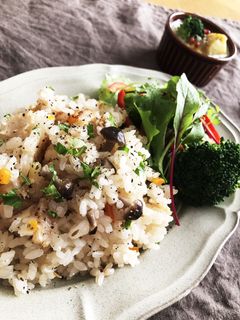 おうちごはん!きのことベーコンのピラフ-レシピのメイン写真