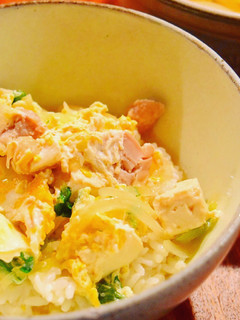 豆腐でカサ増し!節約♪味醂で優しい親子丼-レシピのメイン写真