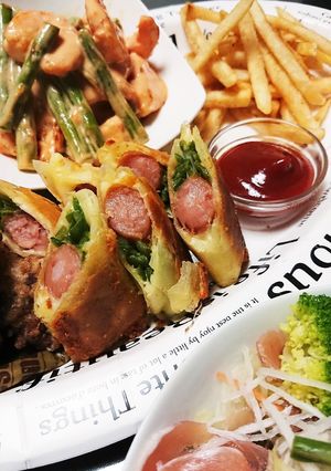 子どもも大人も美味しい♪ウインナー春巻き-レシピのメイン写真