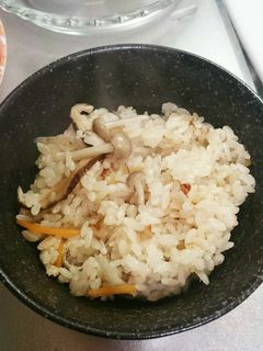 しめじとごぼうの炊き込みご飯-レシピのメイン写真