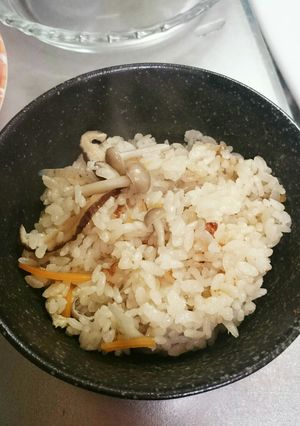 しめじとごぼうの炊き込みご飯-レシピのメイン写真