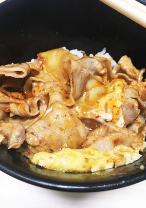 超簡単豚キムチの卵とじ丼-レシピのメイン写真