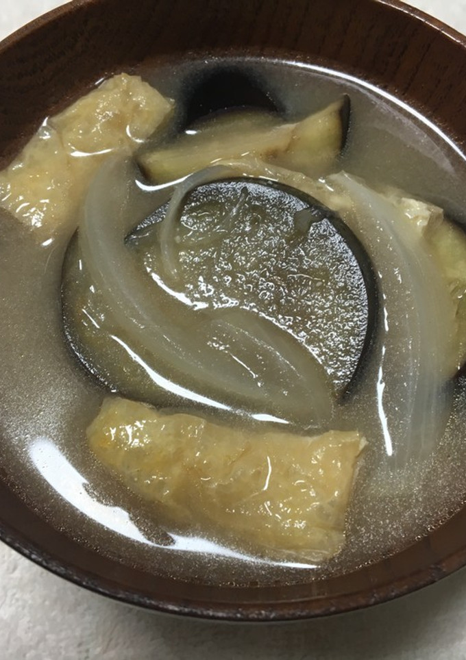 ナスと玉ねぎと油揚げのみそ汁-レシピのメイン写真
