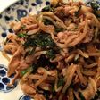 豚バラと春菊の炒め物☆黄金タレ