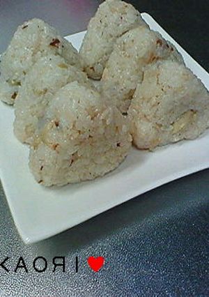 鶏肉と梅の炊き込みご飯♡-レシピのメイン写真