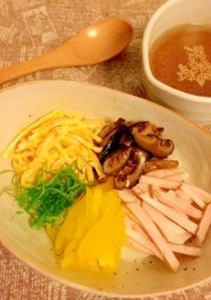 冷蔵庫にあるもので♪簡単あごだし茶漬け-レシピのメイン写真