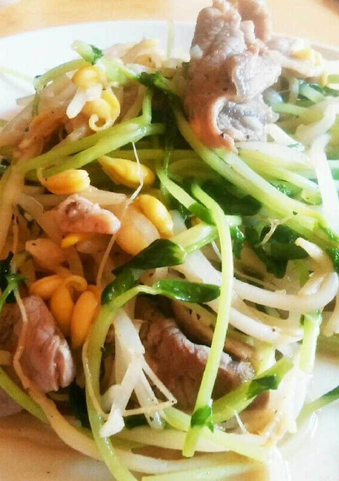 大豆もやしと豆苗のにんにく炒め-レシピのメイン写真