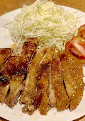 フライパンで簡単！鶏もも肉のオイスター照り焼き-レシピのメイン写真