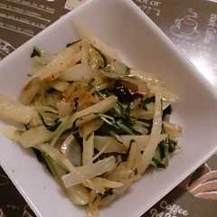 รูปของ ジャガイモと水菜の炒めもの