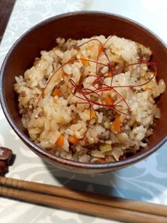 韓国風牛そぼろ炊き込みご飯-レシピのメイン写真