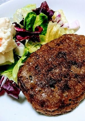 マルシンハンバーグ‼味付けは塩コショウ☺-レシピのメイン写真