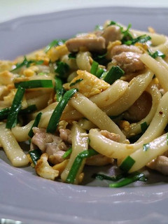 鶏とニラ玉の親子うどん-レシピのメイン写真
