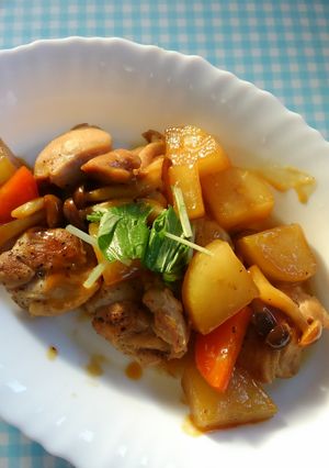 やみつき～！鶏肉と根菜のバター炒め煮♪-レシピのメイン写真