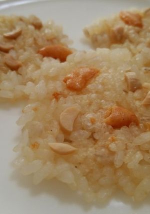 ダシダ&柿ピーdeご飯せんべい☆レンジ-レシピのメイン写真