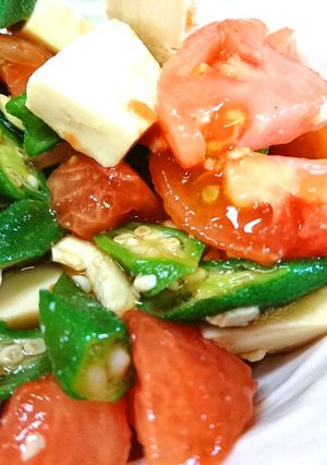 お父さんのオクラとトマトと豆腐のサラダ-レシピのメイン写真