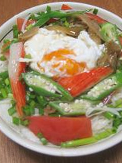 ぶっかけそうめん(ポーチドエッグ入り)-レシピのメイン写真