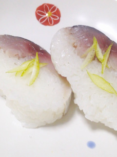 ラップで簡単!柚子香る鯖の押し鮨-レシピのメイン写真