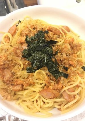 シャケとウィンナーの梅肉和え和風パスタ〜-レシピのメイン写真