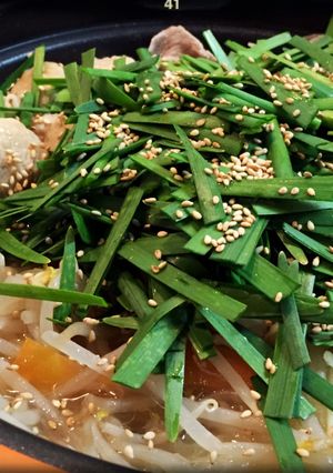 簡単！手間なし！もやしたっぷり鍋ラーメン-レシピのメイン写真