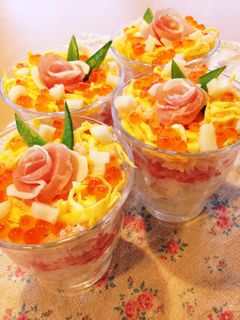 おもてなしに♡華やかでかわいいコップ寿司-レシピのメイン写真