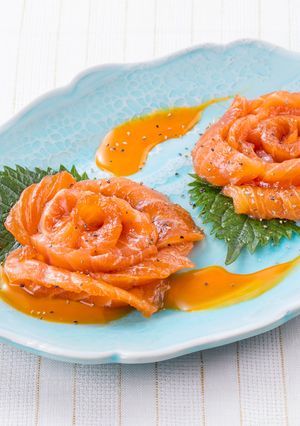 簡単おもてなし♪サーモンの薔薇サラダ-レシピのメイン写真
