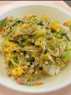 餃子風あんかけ丼 ★宇都宮学校給食-レシピのメイン写真