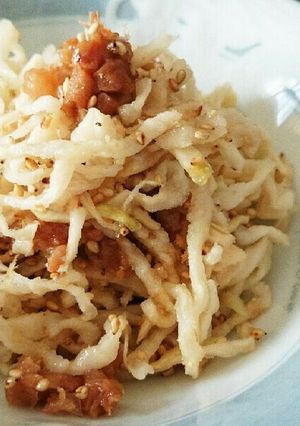 切り干し大根と梅干の漬物みたいなサラダ-レシピのメイン写真