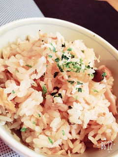 簡単 材料 4合炊き 炊き込みごはん-レシピのメイン写真