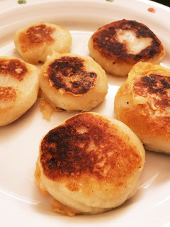 おかずに♪もちもちじゃが焼き-レシピのメイン写真