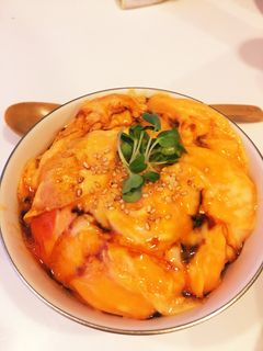簡単ランチや夜食に★トロっと半熟たまご丼-レシピのメイン写真