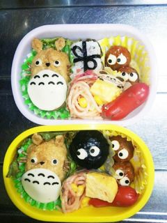 トトロいなりとまっくろくろすけキャラ弁-レシピのメイン写真
