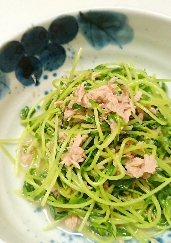 簡単でごめんね♪豆苗とシーチキン炒め-レシピのメイン写真