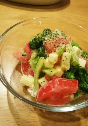 ブロッコリーとチーズのサラダ-レシピのメイン写真