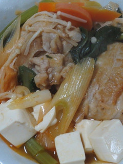 豚バラスライスでうどん団子を巻いた鍋-レシピのメイン写真