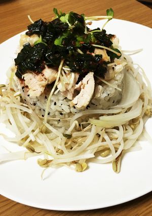 炊飯器とレンジで簡単とりのピリ辛塩だれ丼-レシピのメイン写真