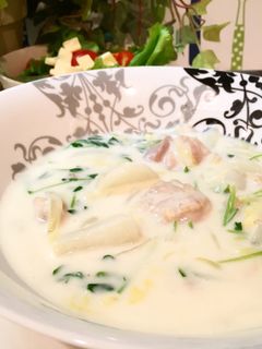 豆苗と白菜とカブのクリームシチュー-レシピのメイン写真