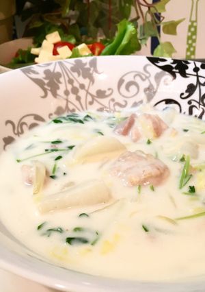 豆苗と白菜とカブのクリームシチュー-レシピのメイン写真