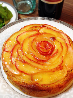 おもてなし♥️りんごとバナナの薔薇ケーキ-レシピのメイン写真