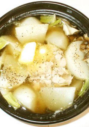 鮭缶とかぶの簡単鍋♪バターでコクをプラス-レシピのメイン写真