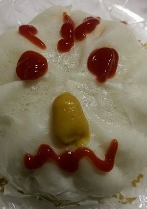豚まんの食べ方❤ケチャップとカラシが旨い-レシピのメイン写真