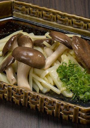 霜降りひらたけの柚子こしょう炒め-レシピのメイン写真