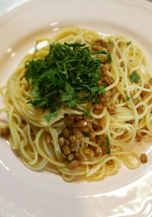 梅干と♦小粒納豆♦大葉のパスタ♦ランチ-レシピのメイン写真