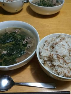 ミンチごはんと牛肉とほうれん草のスープ-レシピのメイン写真
