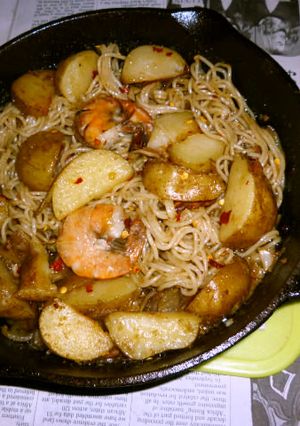 アヒージョ･オイルでポテト焼きそば-レシピのメイン写真