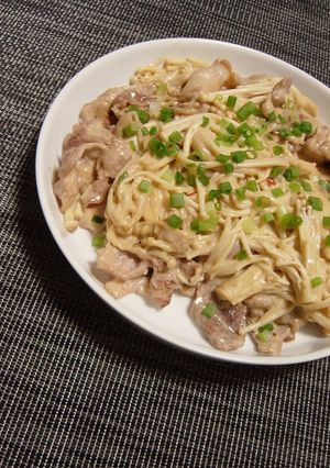 えのき茸と豚肉、中華風マヨネーズ炒め。-レシピのメイン写真